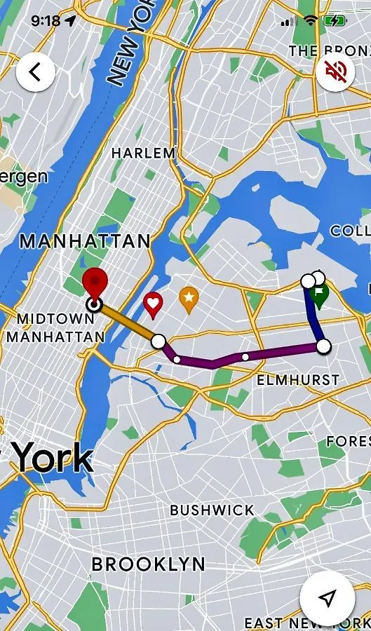 Holiday home Lga Airport 3 Mins, 3 Bedroom Duplex House, Parking And Private Backyard, 9Mins Subway! New York