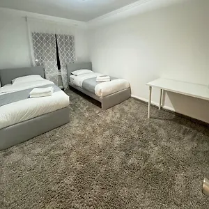  Homestay Rego Park